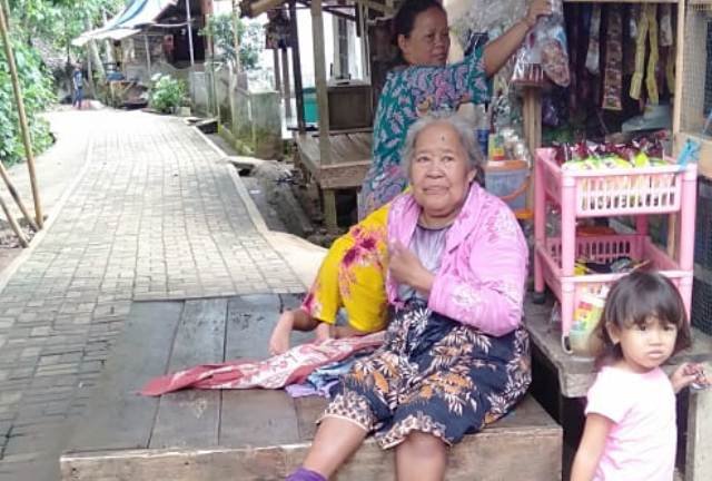 nenek usia senja yang dihentikan bantuan PKH