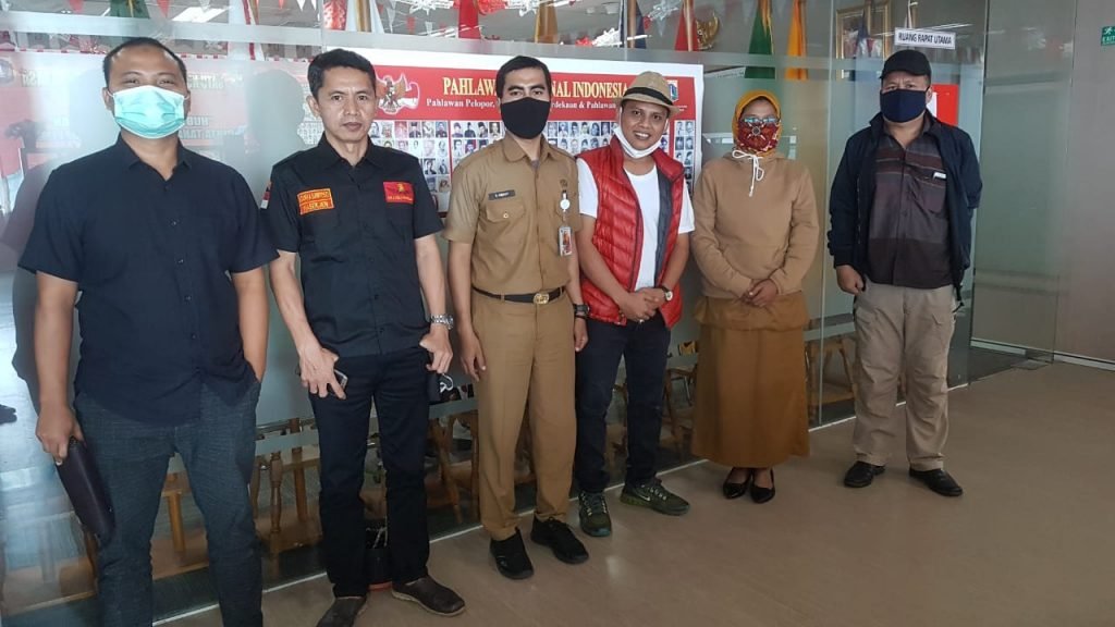 Ketua Mada LMP perjuangan DKI Jakarta, Chairul Sahbana Tarigan (Ketiga Dari Kanan) 