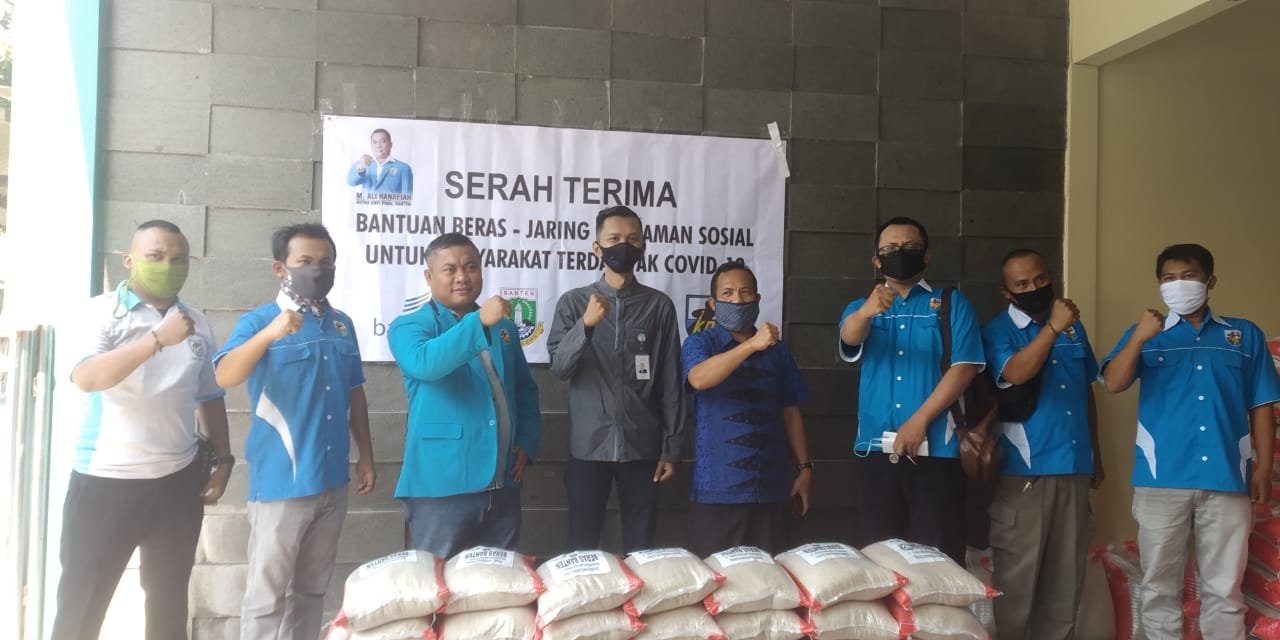 Jelang Idul Fitri, DPD KNPI Banten Salurkan Beras Bagi Masyarakat Terdampak Covid-19