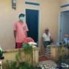 Penyaluran Sembako BPNT Kelurahan Babakan Kalanganyar Terapkan Wajib Gunakan Masker