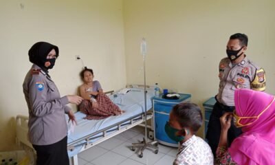 Juliawati Butuh Uluran Tangan Para Dermawan Dan Relawan Untuk Pengobatan Kanker Payudara Ke RS. Di Jakarta