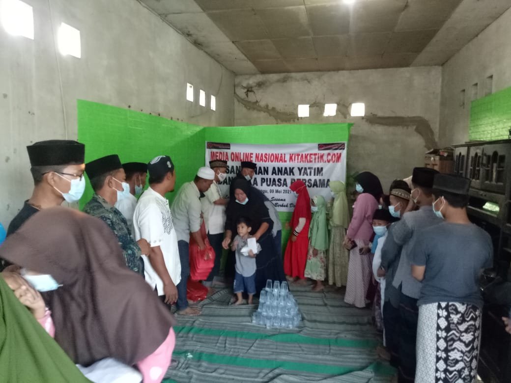 Jelang Hari Raya Idhul Fitri 1442 Tim Redaksi Dan Wartawan Media Online Nasional Kitaketik Buka Puasa Bersama Anak Yatim Dan Piatu