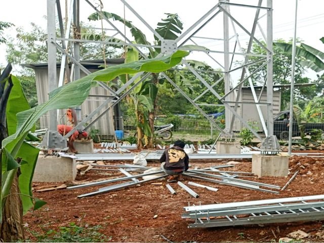 Proyek Tower BTS Diduga Tak Berijin Di Curug Kota Serang