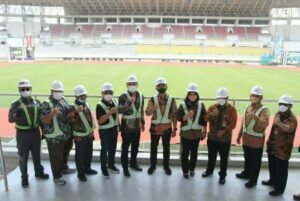 Wagub Andika Bersama Bos Dewa United FC Memeriksa Banten International Stadium
