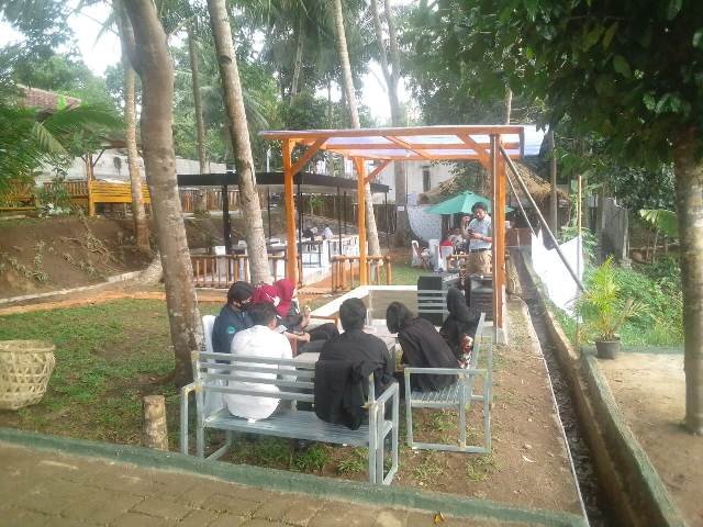 Cafe and Resto Milenial,Sarana Asik Buat Santai Keluarga