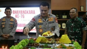 Hari Bhayangkara ke -76, Danrem 064/MY dan Danlanal Beri Surprise Polda Banten